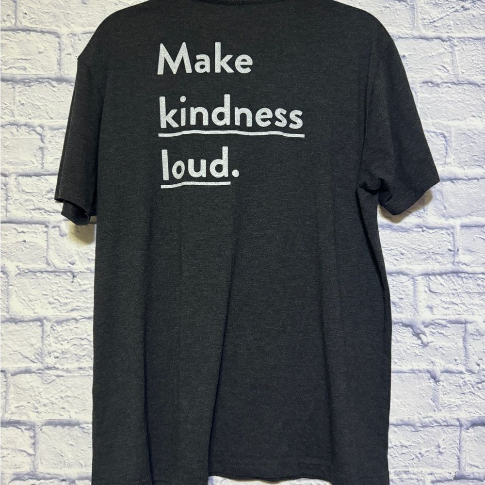 Magnolia Make Kindness Loud T-Shirt Gray Top Size L Waco Texas Shirt